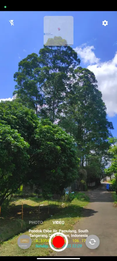 Tampilan interface viewfinder video Lokasiku CAmera